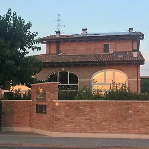 *** Oda ve Kahvaltı R&b Il Melograno İtalya